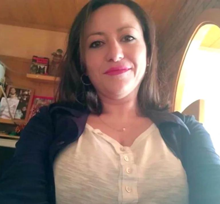 <em>Laura M.</em>